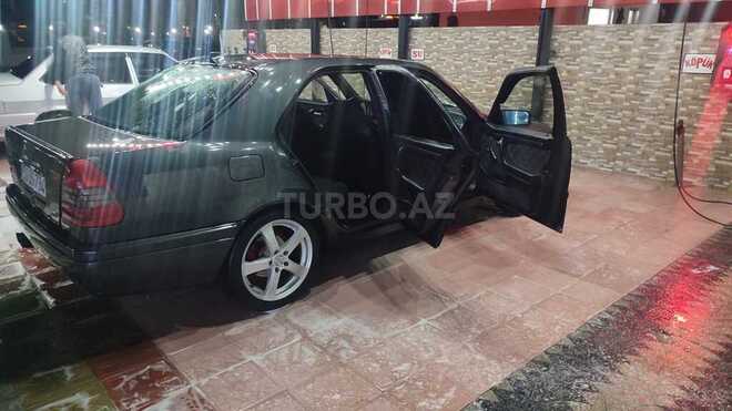 Mercedes C 220 1993, 437,220 km - 2.2 l - Bakı
