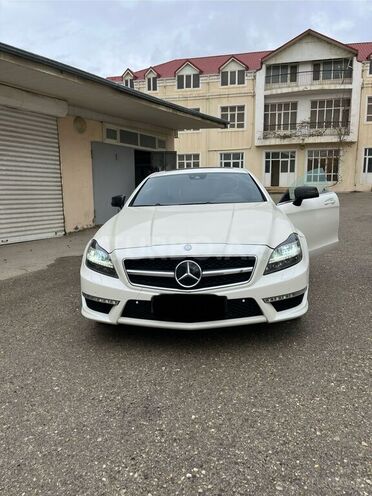 Mercedes CLS 63 AMG 2012, 118,000 km - 5.5 l - Bakı