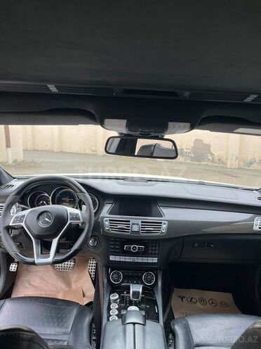 Mercedes CLS 63 AMG 2012, 118,000 km - 5.5 l - Bakı