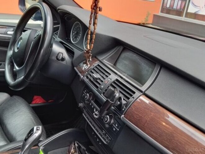 BMW X6 2008, 270,000 km - 4.4 л - Bakı