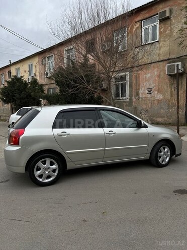 Toyota Corolla 2006, 190,000 km - 1.4 l - Bakı