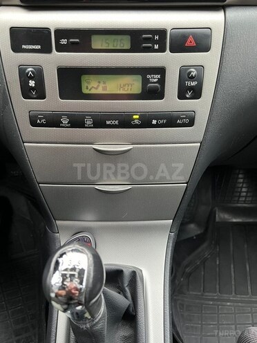Toyota Corolla 2006, 190,000 km - 1.4 l - Bakı