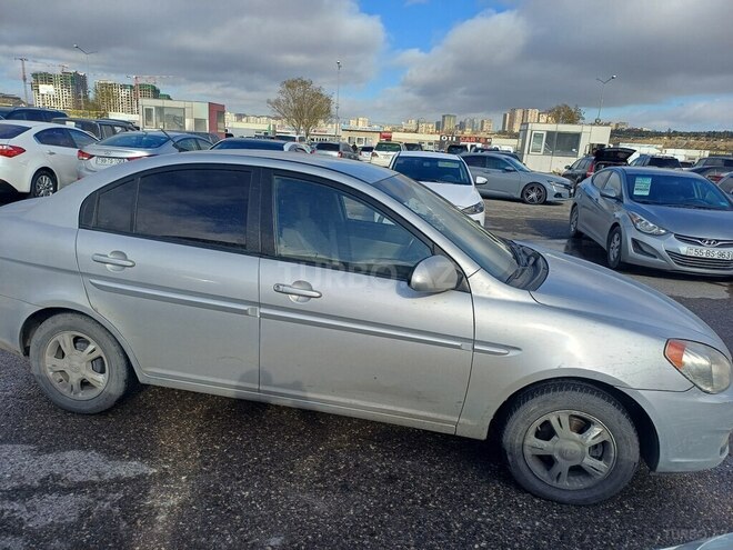 Hyundai Verna 2009, 254,919 km - 1.5 л - Bakı