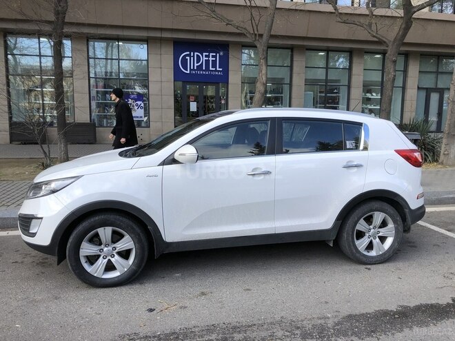 Kia Sportage 2011, 124,000 km - 2.0 l - Bakı