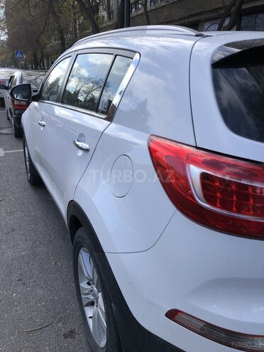 Kia Sportage 2011, 124,000 km - 2.0 l - Bakı