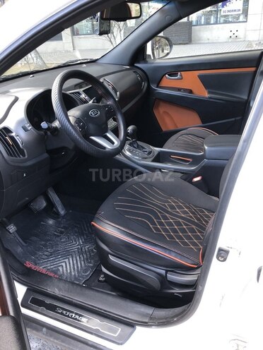 Kia Sportage 2011, 124,000 km - 2.0 l - Bakı