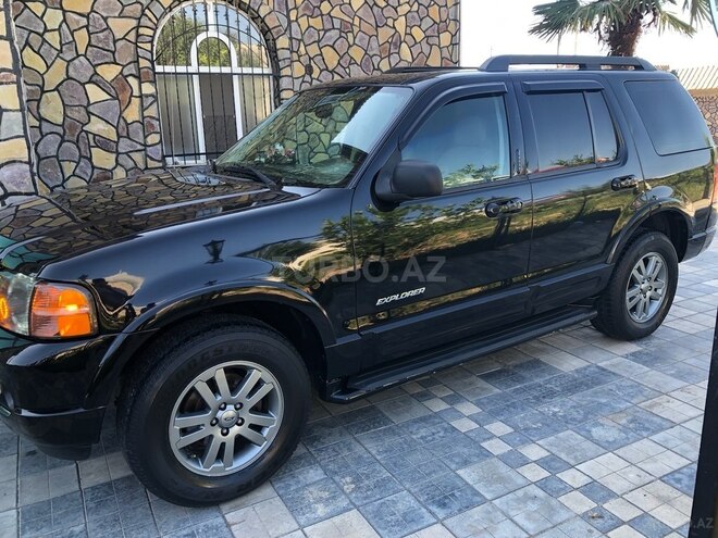Ford Explorer 2005, 290,000 km - 4.0 л - Yevlax