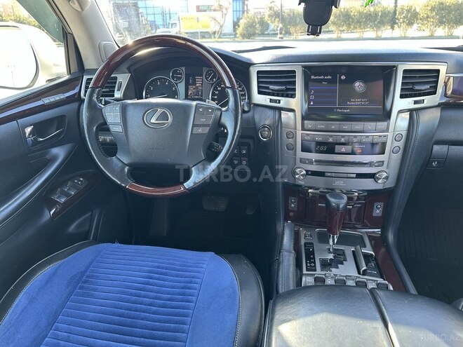 Lexus LX 570 2013, 115,000 km - 5.7 л - Sumqayıt