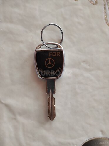 Mercedes E 230 1986, 383,111 km - 2.3 l - Şəmkir