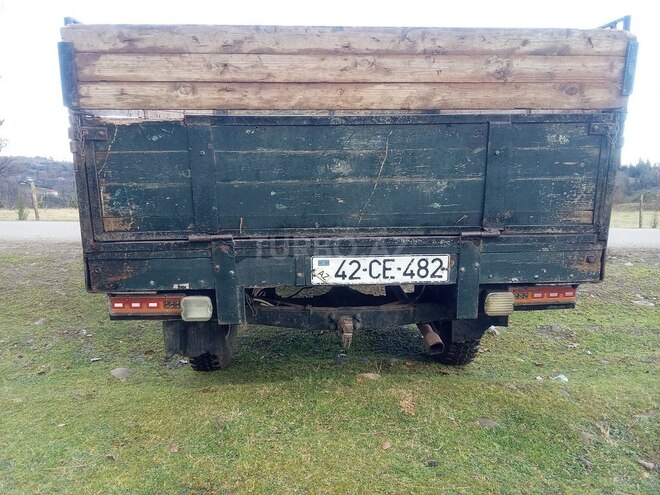 UAZ 33036 1984, 140,000 km - 2.5 l - Astara