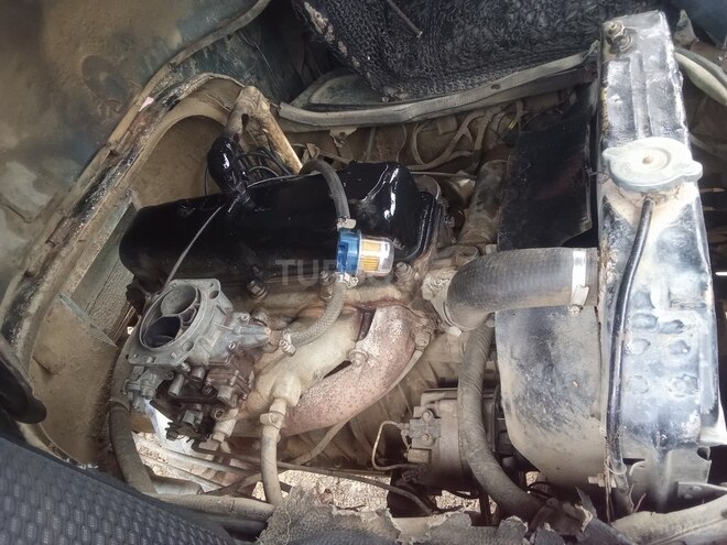 UAZ 33036 1984, 140,000 km - 2.5 l - Astara