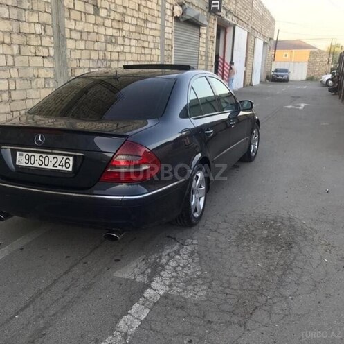 Mercedes E 270 2002, 346,000 km - 2.7 l - Horadiz