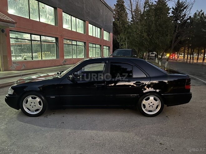 Mercedes C 180 1995, 334,000 km - 1.8 l - Sumqayıt