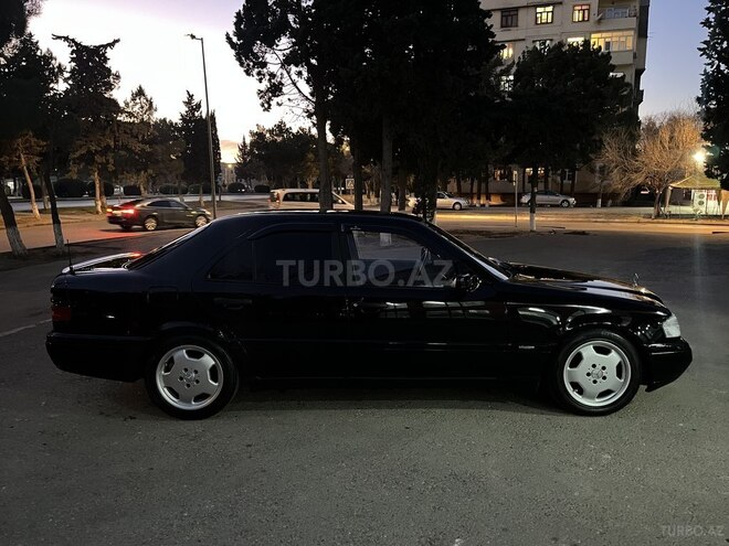 Mercedes C 180 1995, 334,000 km - 1.8 l - Sumqayıt