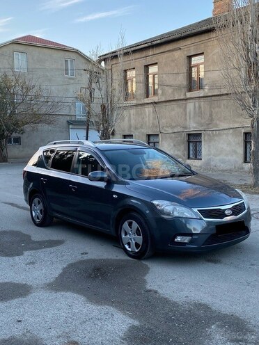 Kia Ceed 2009, 313,000 km - 1.6 l - Bakı