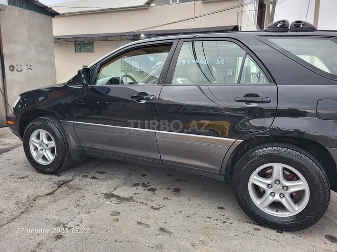 Lexus RX 300 1999, 162,500 km - 3.0 l - Zaqatala