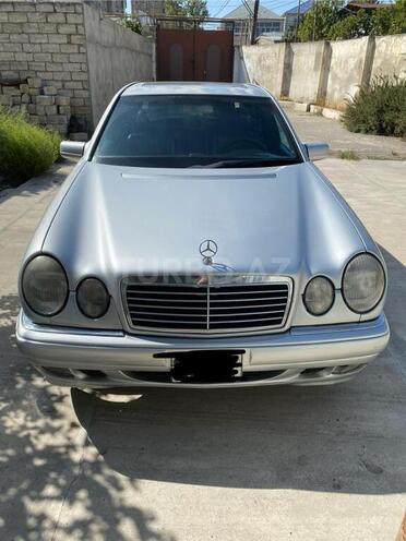 Mercedes E 320 1995, 385,000 km - 3.2 l - Bakı