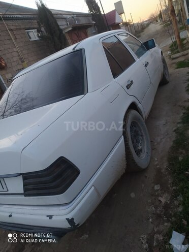 Mercedes E 200 1992, 400,000 km - 2.0 l - Bakı
