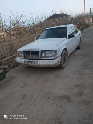 Mercedes E 200 1992, 400,000 km - 2.0 l - Bakı