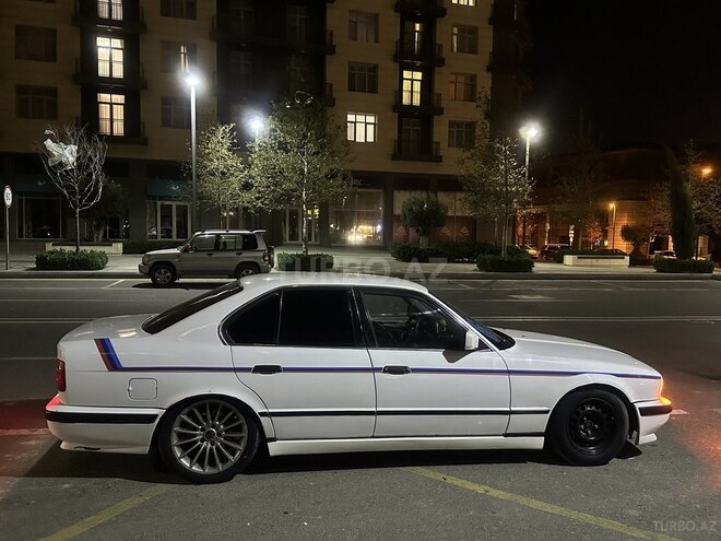 BMW 525 1991, 410,000 km - 2.5 л - Bakı