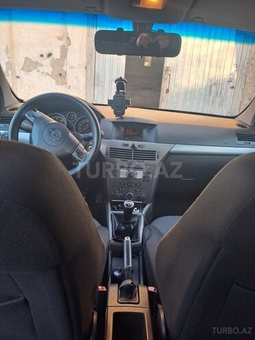 Opel Astra 2006, 360,000 km - 1.3 l - Bakı