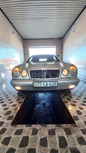 Mercedes E 200 1996, 239,865 km - 2.0 l - Bakı