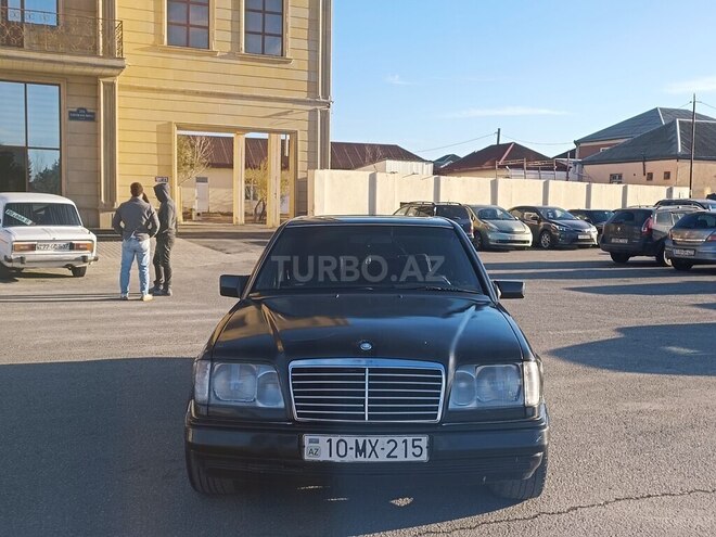 Mercedes E 200 1995, 10,000 km - 2.0 l - Xırdalan