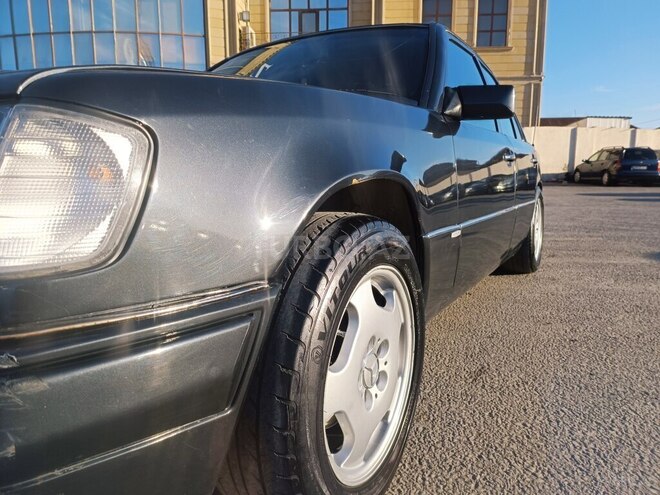 Mercedes E 200 1995, 10,000 km - 2.0 l - Xırdalan
