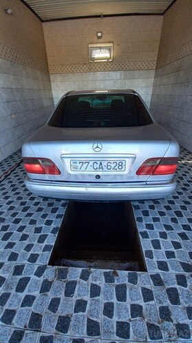 Mercedes E 200 1996, 239,865 km - 2.0 l - Bakı