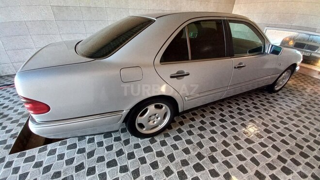 Mercedes E 200 1996, 239,865 km - 2.0 l - Bakı