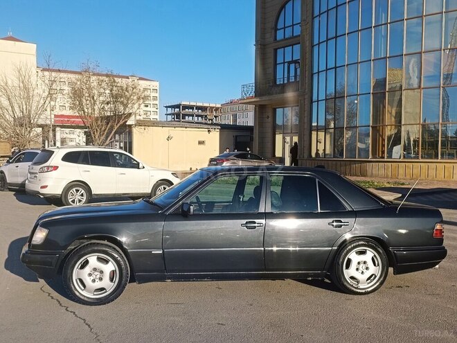 Mercedes E 200 1995, 10,000 km - 2.0 l - Xırdalan