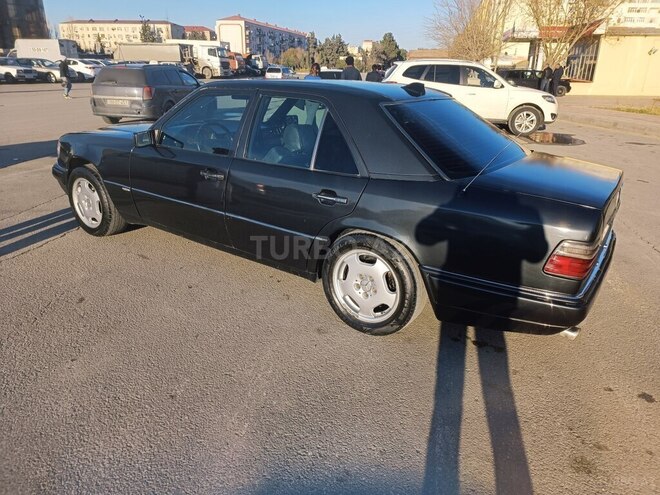 Mercedes E 200 1995, 10,000 km - 2.0 l - Xırdalan