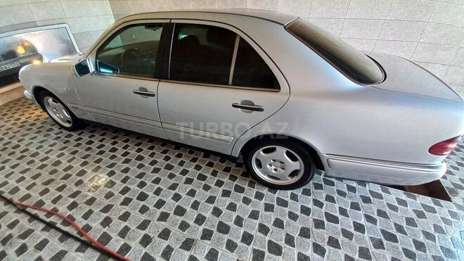 Mercedes E 200 1996, 239,865 km - 2.0 l - Bakı