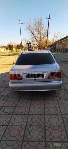 Mercedes E 220 1998, 665,000 km - 2.2 l - Ağcabədi