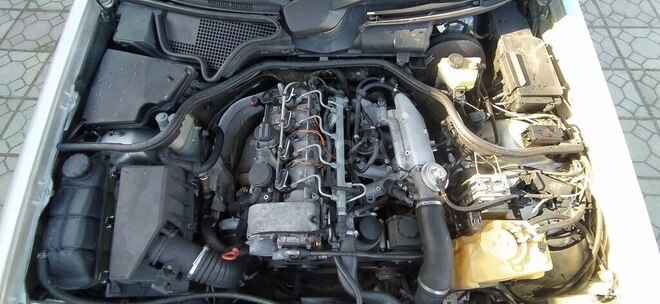 Mercedes E 220 1998, 665,000 km - 2.2 l - Ağcabədi