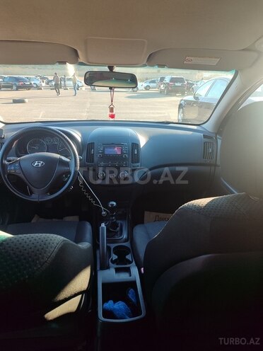 Hyundai i30 2009, 296,000 km - 1.6 л - Bakı