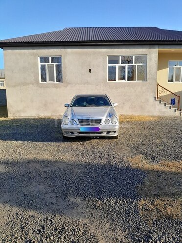 Mercedes E 240 2001, 359,152 km - 2.6 l - Lənkəran