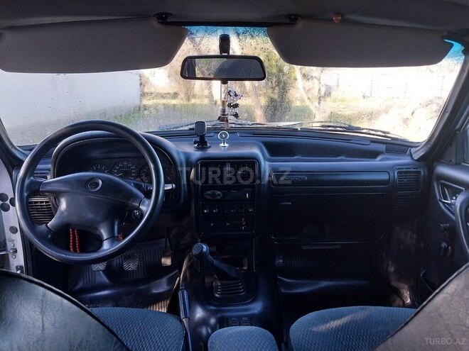 GAZ 31105 2004, 279,000 km - 2.4 l - Ucar