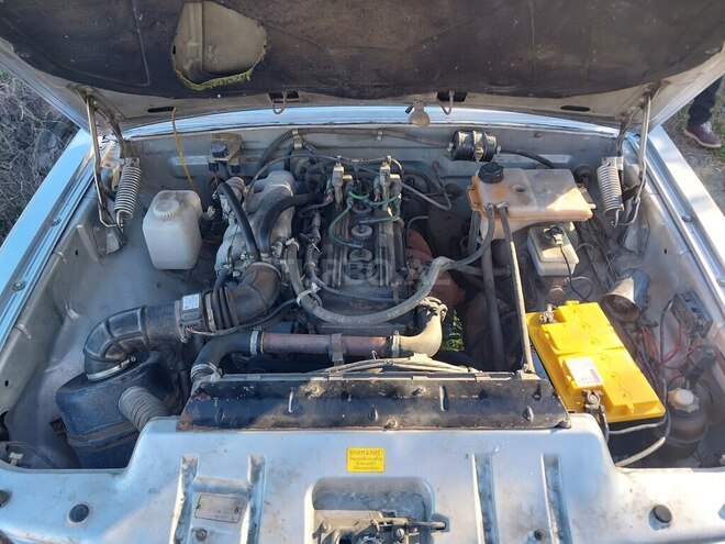 GAZ 31105 2004, 279,000 km - 2.4 l - Ucar