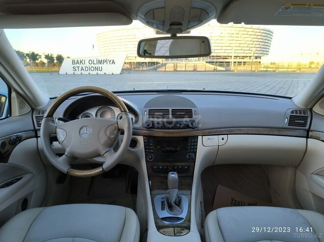 Mercedes E 280 2006, 217,112 km - 2.8 l - Bakı