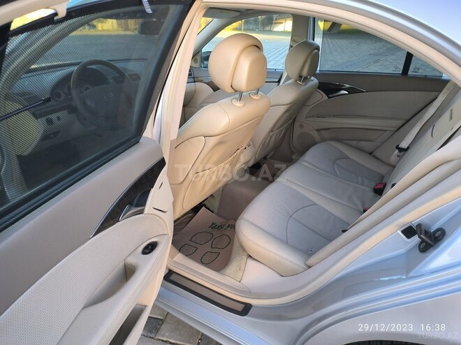 Mercedes E 280 2006, 217,112 km - 2.8 l - Bakı