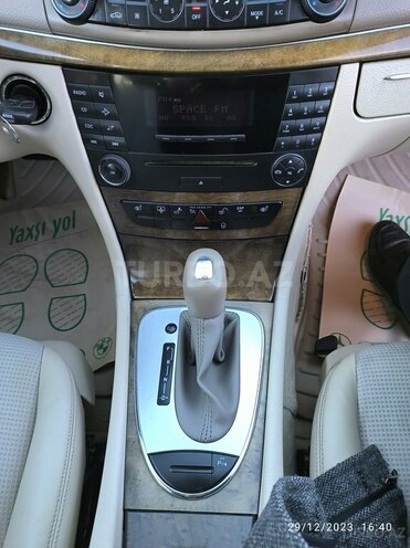 Mercedes E 280 2006, 217,112 km - 2.8 l - Bakı