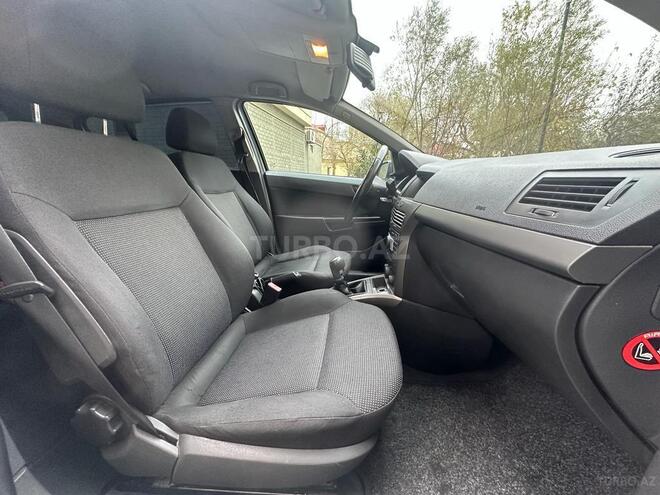 Opel Astra 2005, 300,850 km - 1.3 l - Bakı