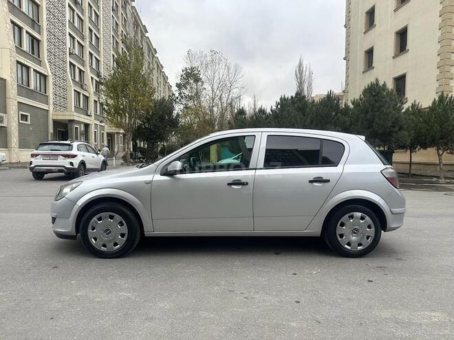 Opel Astra 2005, 300,850 km - 1.3 l - Bakı