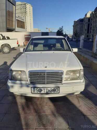 Mercedes E 200 1993, 345,200 km - 2.0 l - Bakı