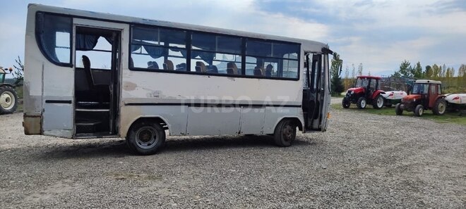 Isuzu MD 22 B 1997, 400,000 km - 4.3 l - Qusar