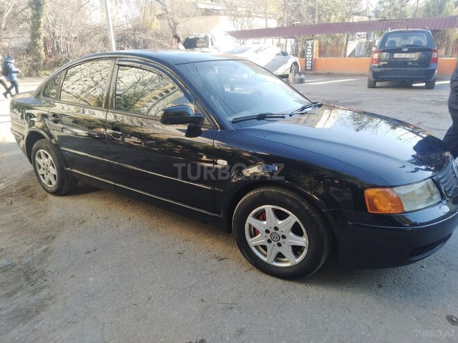 Volkswagen Passat 1999, 220,000 km - 1.8 л - Sumqayıt