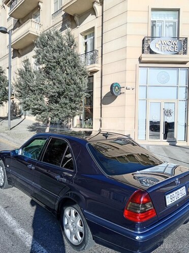 Mercedes C 200 1998, 320,000 km - 2.0 л - Bakı