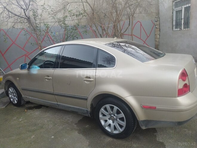 Volkswagen Passat 2001, 400,000 km - 2.0 л - Bakı