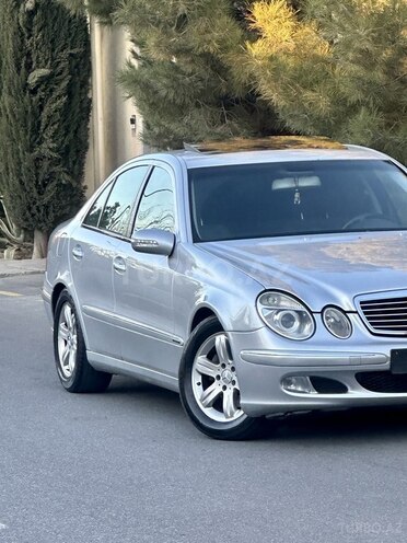 Mercedes E 220 2002, 264,000 km - 2.2 л - Bakı